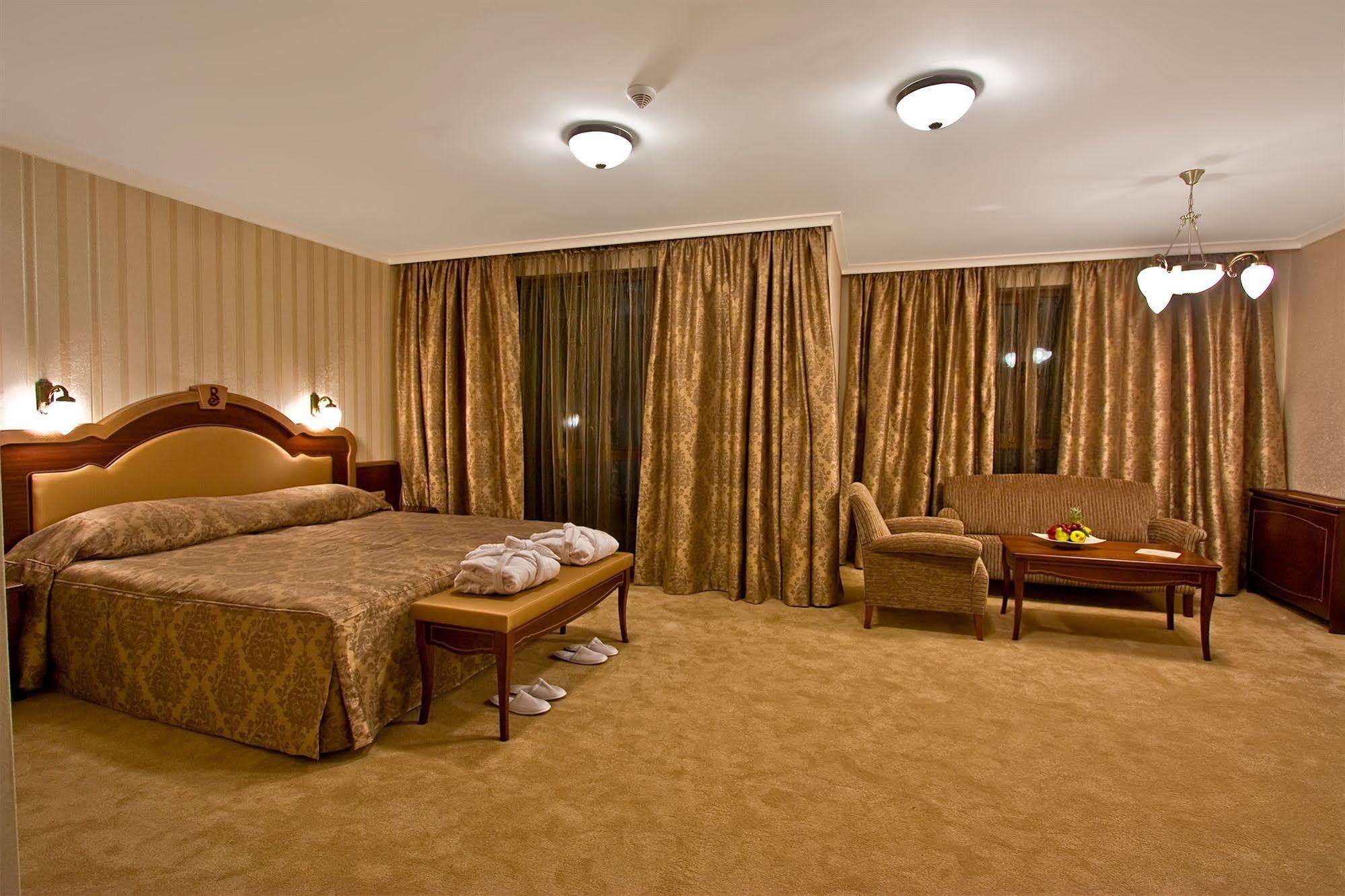 Hotel Berlin Park Vitosha Sofia Room photo